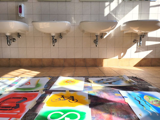 PAT23 & Fraencisart 'Bunte Toiletten' Graffiti Projekt Kepler-Schule Leipzig 2024