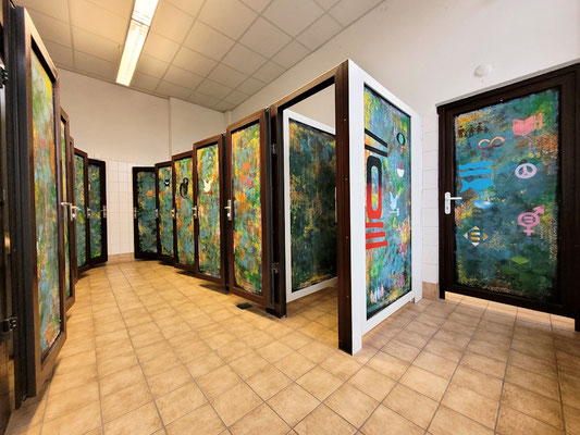 PAT23 & Fraen-Art 'Bunte Toiletten' Graffiti Projekt Kepler-Schule Leipzig 2024