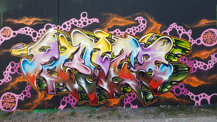 PAT23 - Graffiti Piece - Wall of Fame Leipzig - 2020
