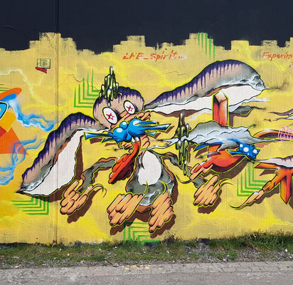 PAT23 "Spacebunny" Character - Freestyle Graffiti Kunst Leipzig 2021