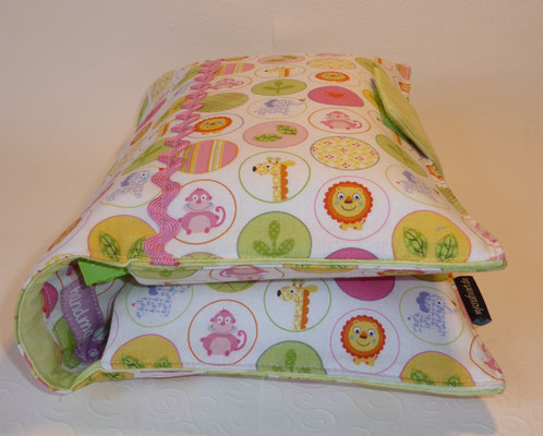 WTB Wickeltasche zum aufklappen, so sieht sie befüllt aus (Stoff "Kreise rosa-grün", gibts auch in türkis-grün)