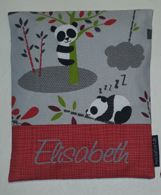 BK Pandas grau ((gibts auch mit türkisem Hintergrund + pink), mit rotem Stoff hinter der Schrift, geplottet, nur noch wenig Stoff da)