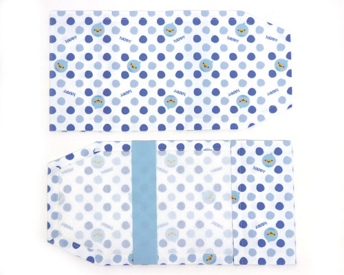 「全体」が繰り返しの柄で、たたんでも柄が合いやすいです。上下左右逆でもＯＫなデザイン。