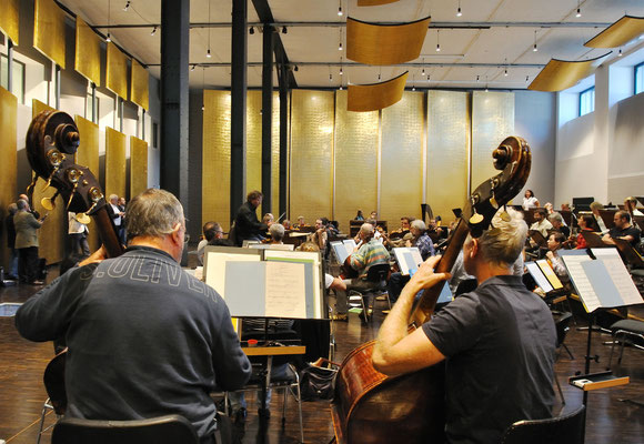 Die erste Orchesterprobe im neuen Probenzentrum am 31.08.2011