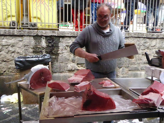 Auf dem Fischmarkt in Catania - bb-auf-achses Webseite!