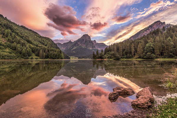 Kanton Glarus,Gärnisch,Glarnerland,Glarus,Abenddämmerung,Abenrot,Landschaftsfoto Glarnerland,Obersee Näfels