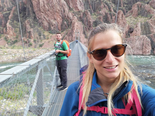 Sur le pont pour traverser le Colorado