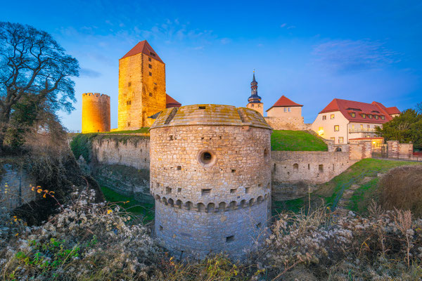 Burg Querfurt in der Abenddämmerung