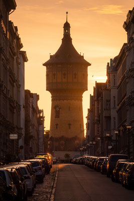 Wasserturm Nord im Sonnenaufgang