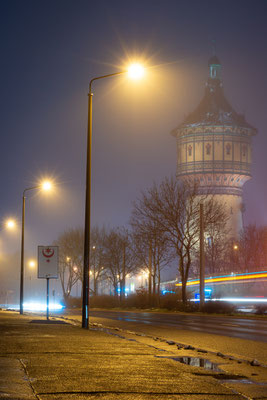 Wasserturm Nord im Nebel