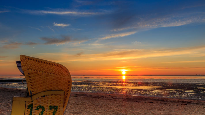 Sonnenuntergang am Strand von Cuxhaven-Döse