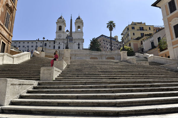 Piazza di Spagna_ scalinata Trinità dei Monti