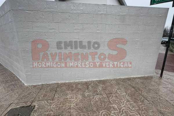 Muro-hormigon-impreso-vertical-blanco