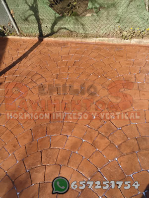 Hormigon-impreso-imitacion-adoquin-Avila