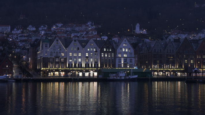 Isabelle Carlier - Bergen by night, Norvège, urbain
