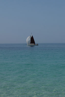 Isabelle Carlier - un voilier sur l'eau