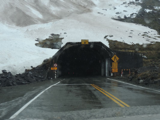 The tunnel to Milford Sound