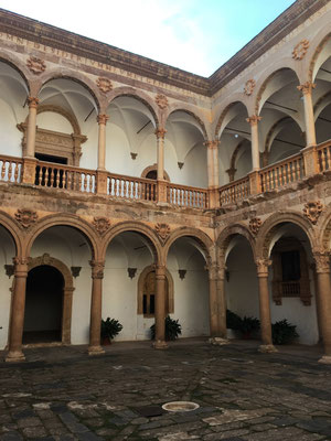 Inside the Castello de la Callahora