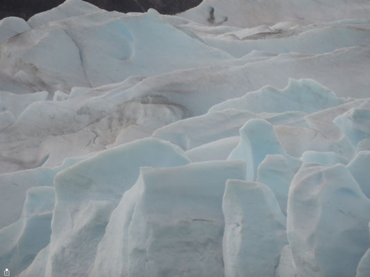 Ice queues up to form Icebergs, Mendenhall Glacier