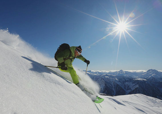 @Kaukasus Freeride (Gregor Hartl Photography)