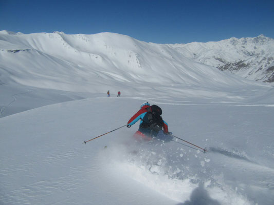 Guduari: Vom Mount Sadzele Richtung Norden