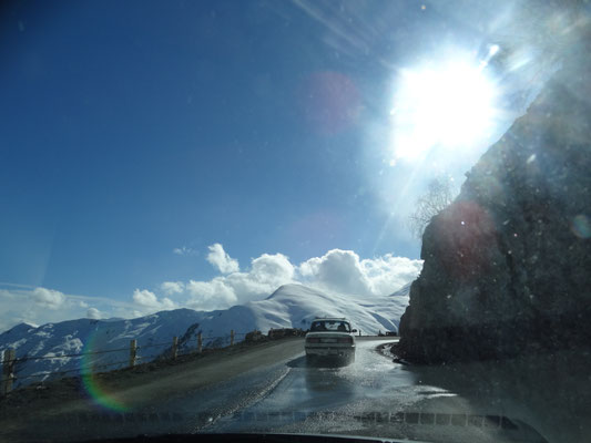 Gudauri: Kreuzpass Straße, das Ende unzähliger Varianten