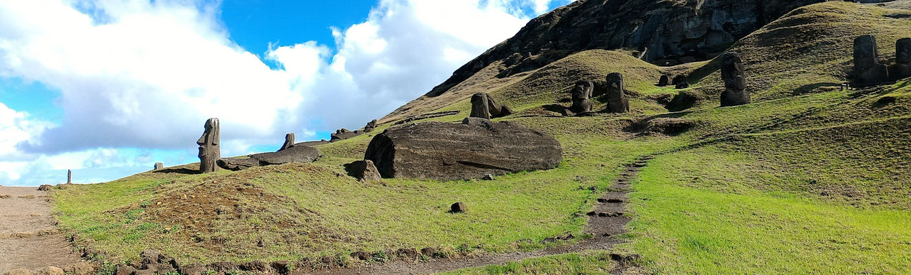 CARRIERE DE MOIA DE RONA RARAKU ILE DE PAQUES CHILI