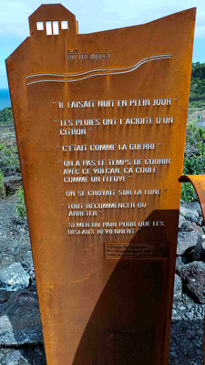 PANNEAU INFO SUR LA COULEE 2007 A SAINTE ROSE