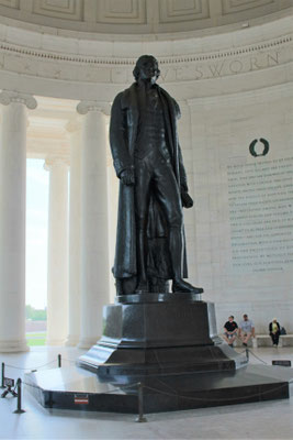 STATUE DE THOMAS JEFFERSON A SON MEMORIAL