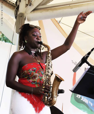 Cassie Kinoshi Compositrice & Saxophone alto Seed. Paris Jazz Festival. August 28th, 2022.