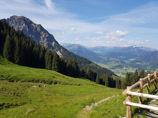 Rubihütte, Blick zum Hohen Ifen