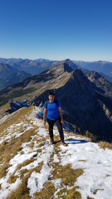 Rückblick von der Hochschrutte zum Pitzenegg und der Kohlbergspitze