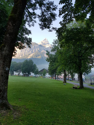 Blick vom Ehrwalder Dorfanger zur Sonnenspitze