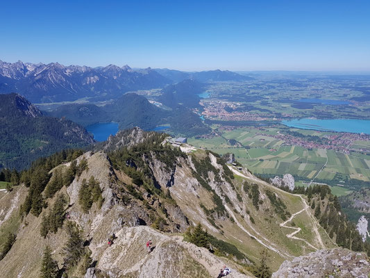 Blick vom Brandnerschrofen zum Tegelberg