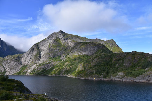 Reinebringen von der Djupsfjordbrua