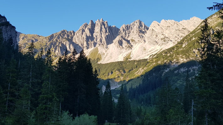 Ursprungspitzen und Reither Spitze (ganz rechts)