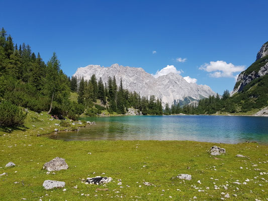 Seebensee mit Zugspitze