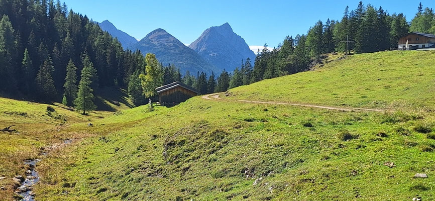 Nassereither Alm 