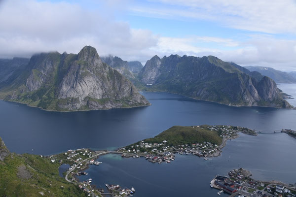 Andøya in der Bildmitte