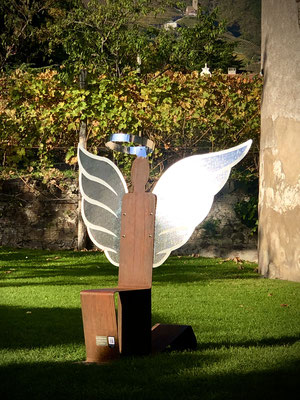 PASSAGE TO PARADISE and YOU BECOME THE ANGEL! l 2021 l 155x150x115 cm. P. 60 kg l at Castel Mareccio in Bolzano, Italy. Corten steel, polished and hammered aluminum