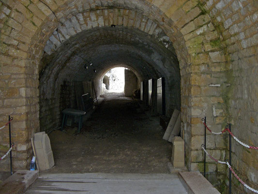 Blick in den Hohlgang