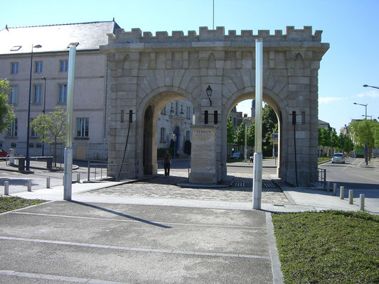 Porte St. Paul - Teil der alten Stadtmauer