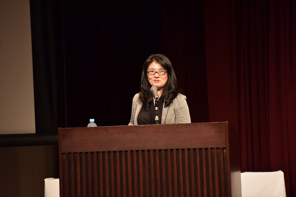 「記者からみた核兵器なき世界の実現--」をテーマに金崎由美氏（中国新聞平和メディアセンター）の講演が行われました。
