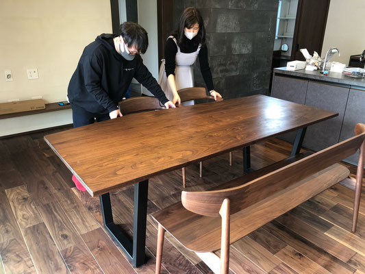 ACTUS みすぼらしく FJ ダイニングテーブル ウォールナット ACTUS みすぼらしく FJ ダイニングテーブル ウォールナット