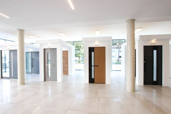 Inotherm und Pirnar Haustüren Ausstellung in Düren bei Köln
