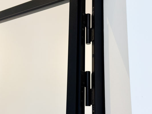 Loftür Ausstellung in Düren bei Köln
