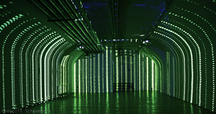 Raumstudien, Audioreaktive Rauminstallation, Saarbrücken 2014 Foto: François Schwamborn