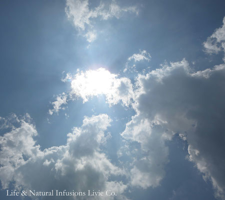 ♡　☀と☁と青空