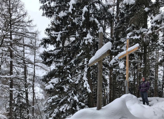 Zwei Gipfelkreuze am Großen Madron