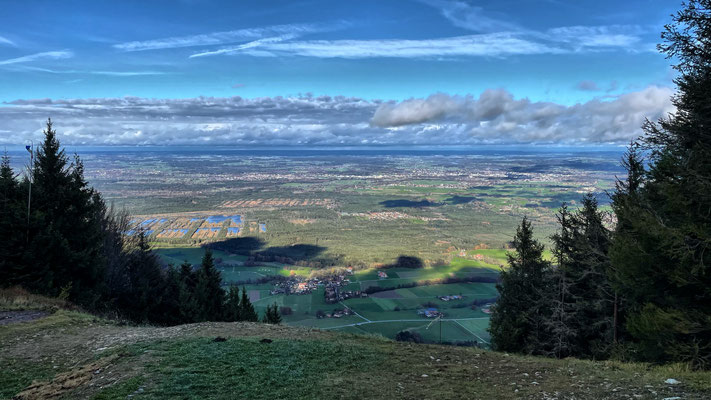 Aussicht vom Sulzberg nach Nordosten ins Tal